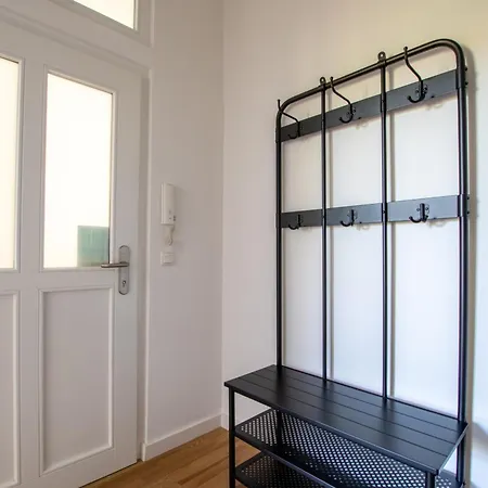R&m I , Stadtvilla Mit Grossen Balkon, Parkplatz Und Blick Ins Grune Apartment *