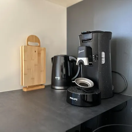 Apartment R&m I , Stadtvilla Mit Grossen Balkon, Parkplatz Und Blick Ins Grune Wilhelmshaven