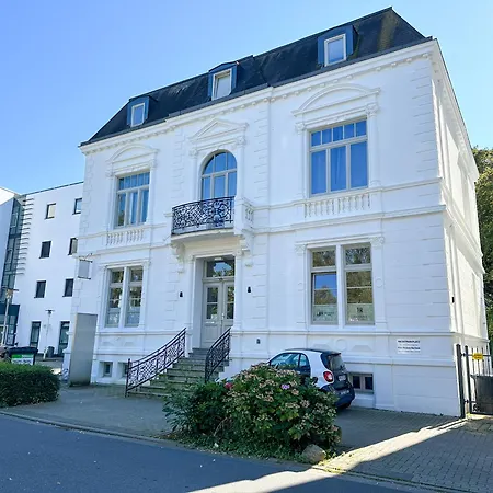 R&m I , Stadtvilla Mit Grossen Balkon, Parkplatz Und Blick Ins Grune Apartment *