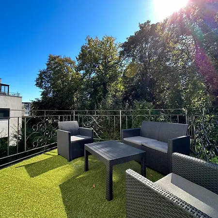 R&m I , Stadtvilla Mit Grossen Balkon, Parkplatz Und Blick Ins Grune Apartment *